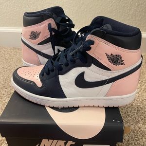 Women’s Jordan 1 Retro High OG “bubble gum”